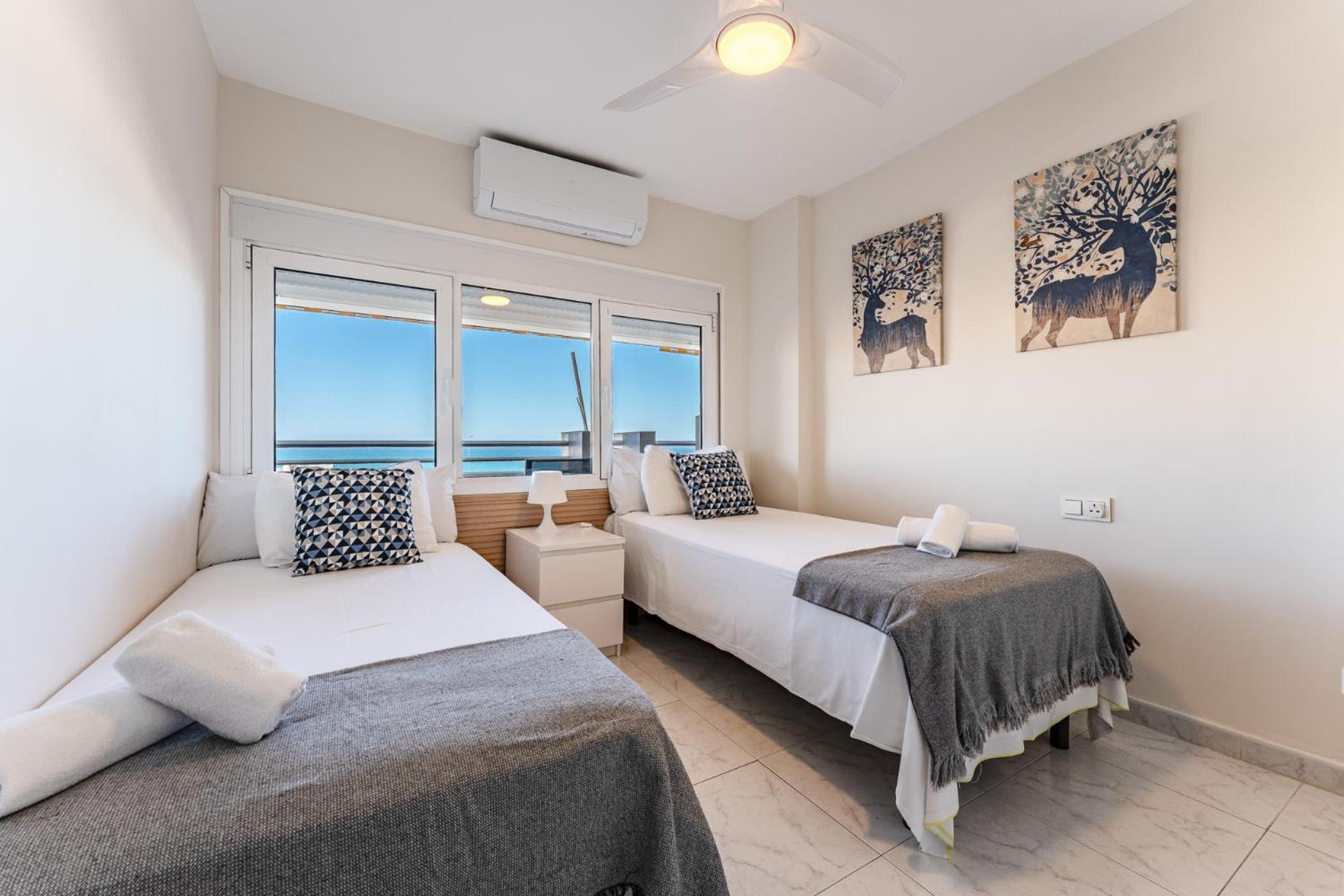 Malagasuite Seaview Babilonia Торремолинос Экстерьер фото